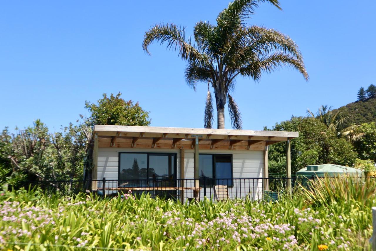 Mount And Surf View Cabin Pataua Exterior foto